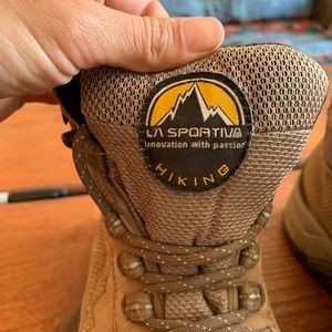 Women’s LA Sportiv size 7.5 Hiking Boots